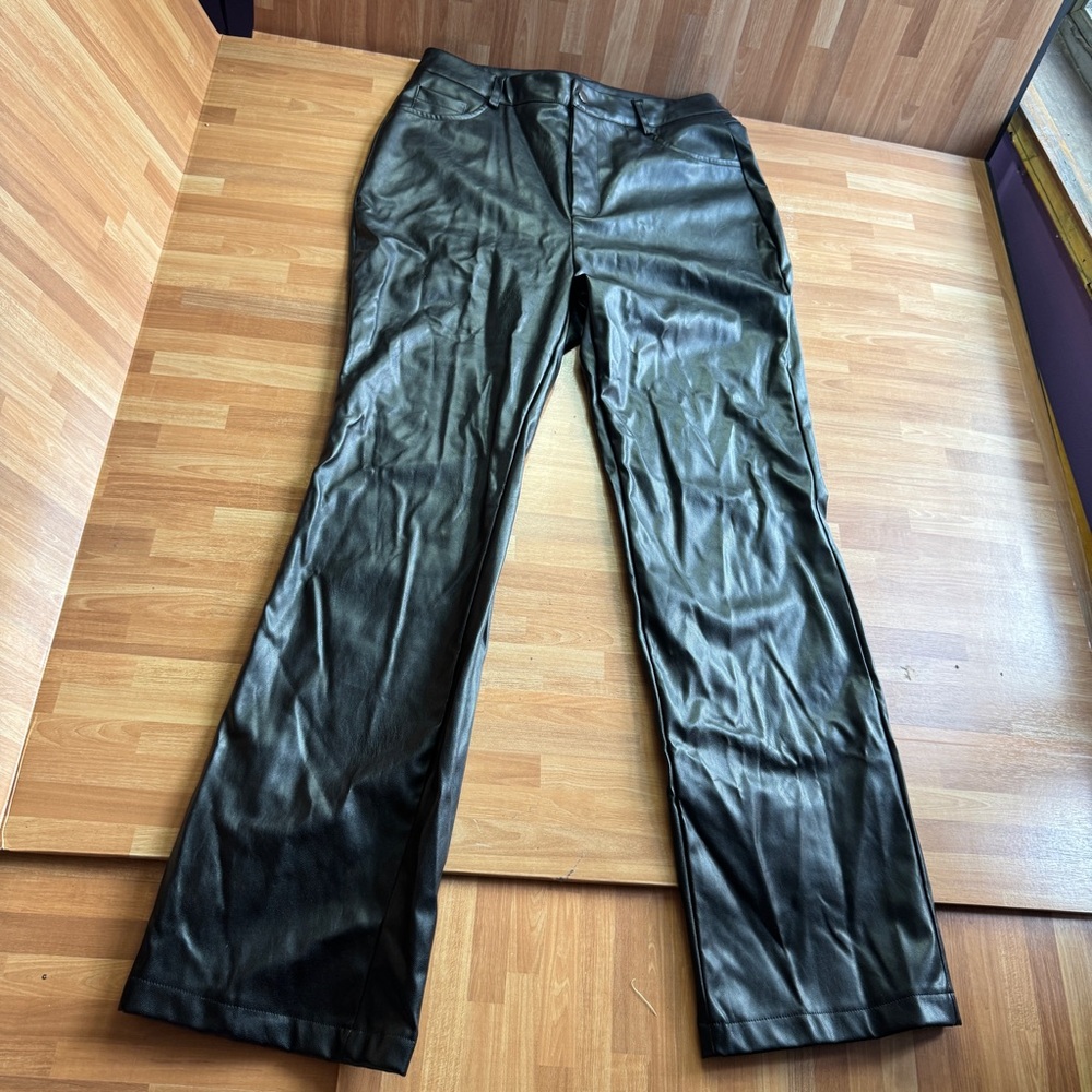 Black pleather faux leather pants size med